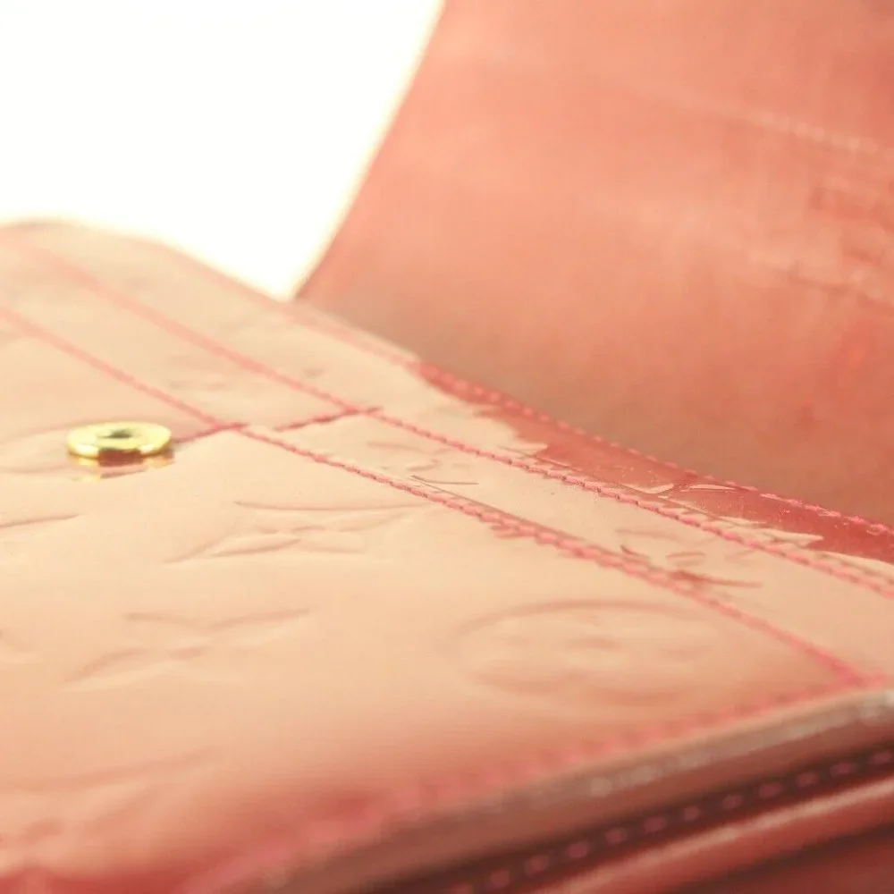 Louis Vuitton Womens Sarah Vernis Leather Long Flap Wallet 3LVS105K